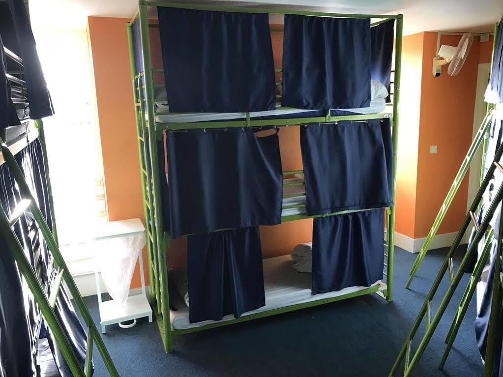 Backpackers Hove
